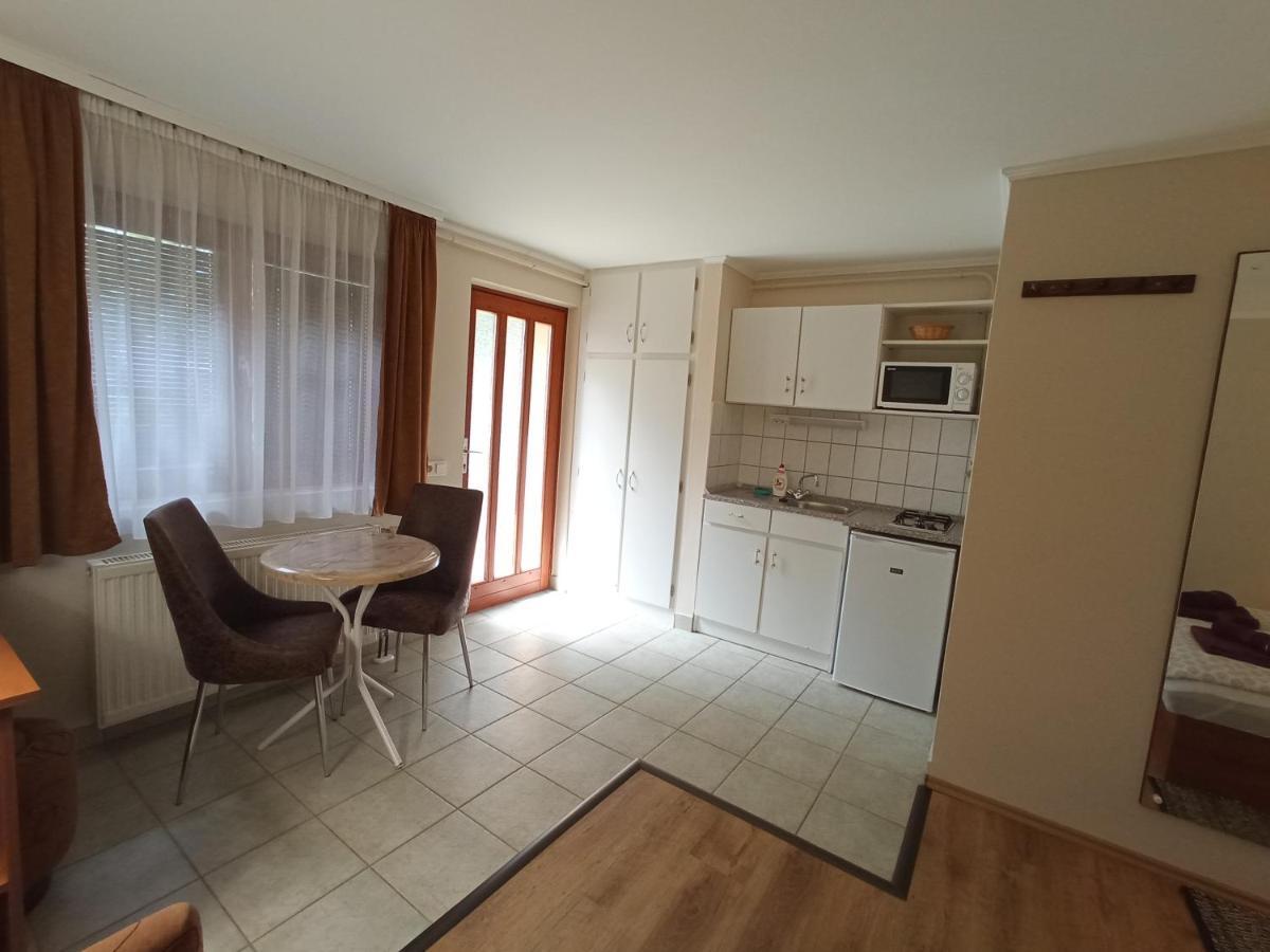 Markal Apartman Hévíz Εξωτερικό φωτογραφία