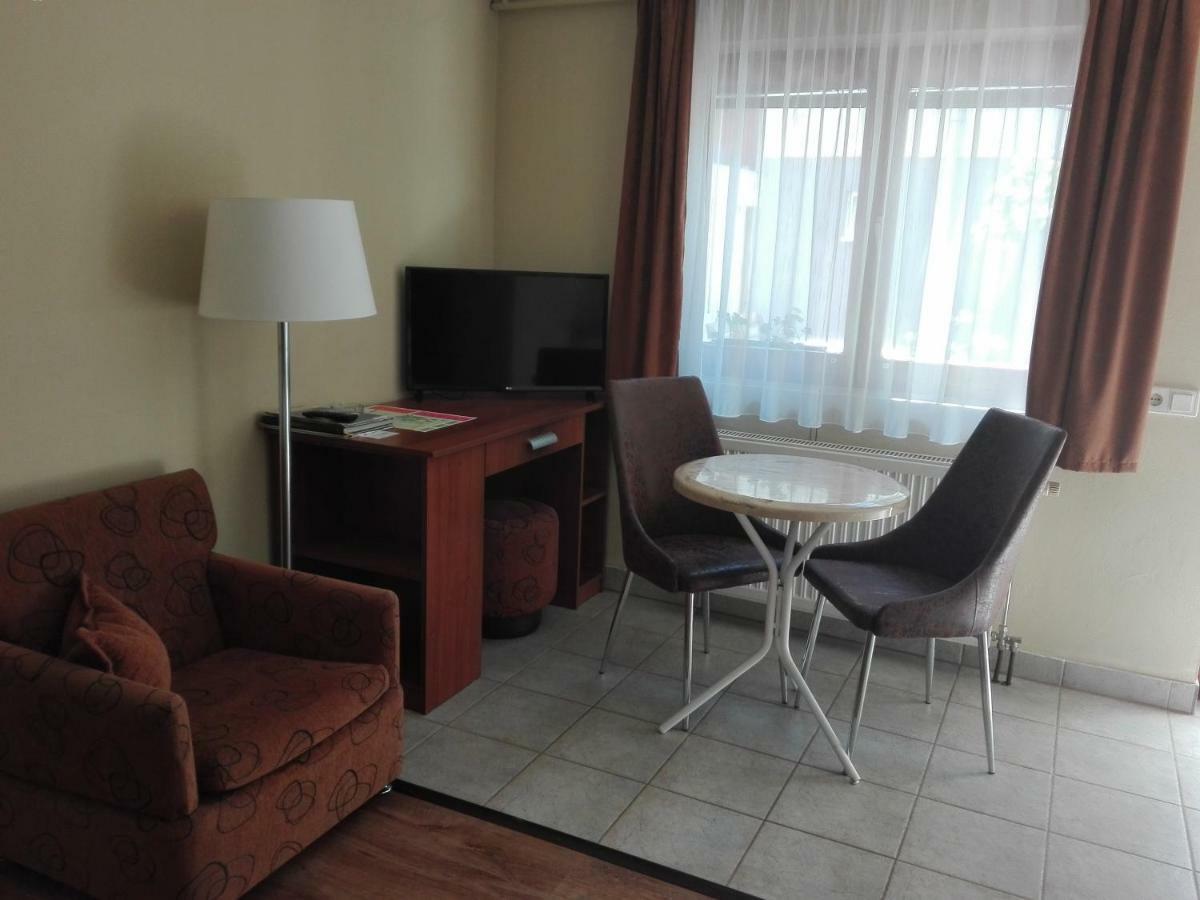 Markal Apartman Hévíz Εξωτερικό φωτογραφία