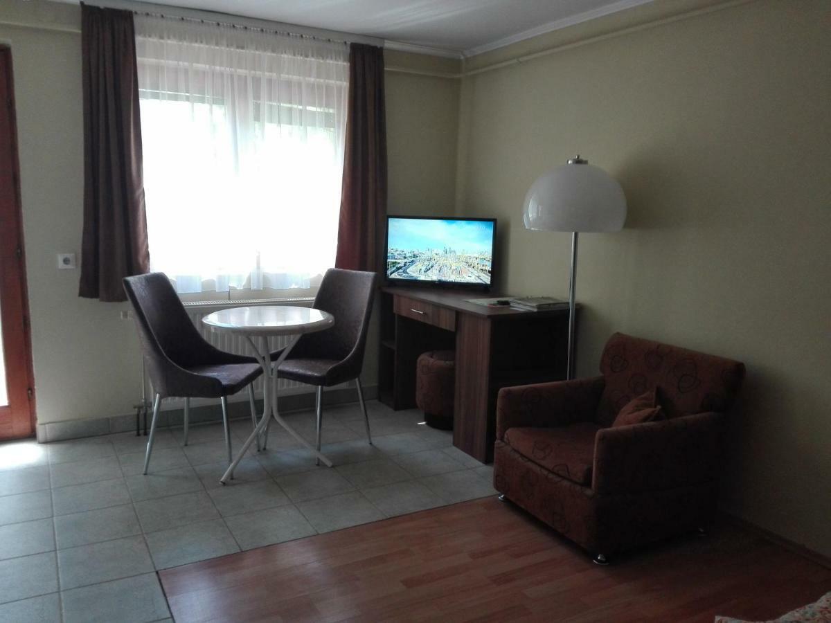 Markal Apartman Hévíz Εξωτερικό φωτογραφία